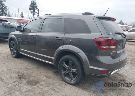 2018 Dodge Journey Crossroad Awd z USA, uszkodzony, nr VIN 3C4PDDGG9JT306079
